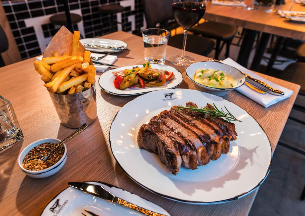 Review nhà hàng El Gaucho Steakhouse Hà Nội (kèm menu và giá)
