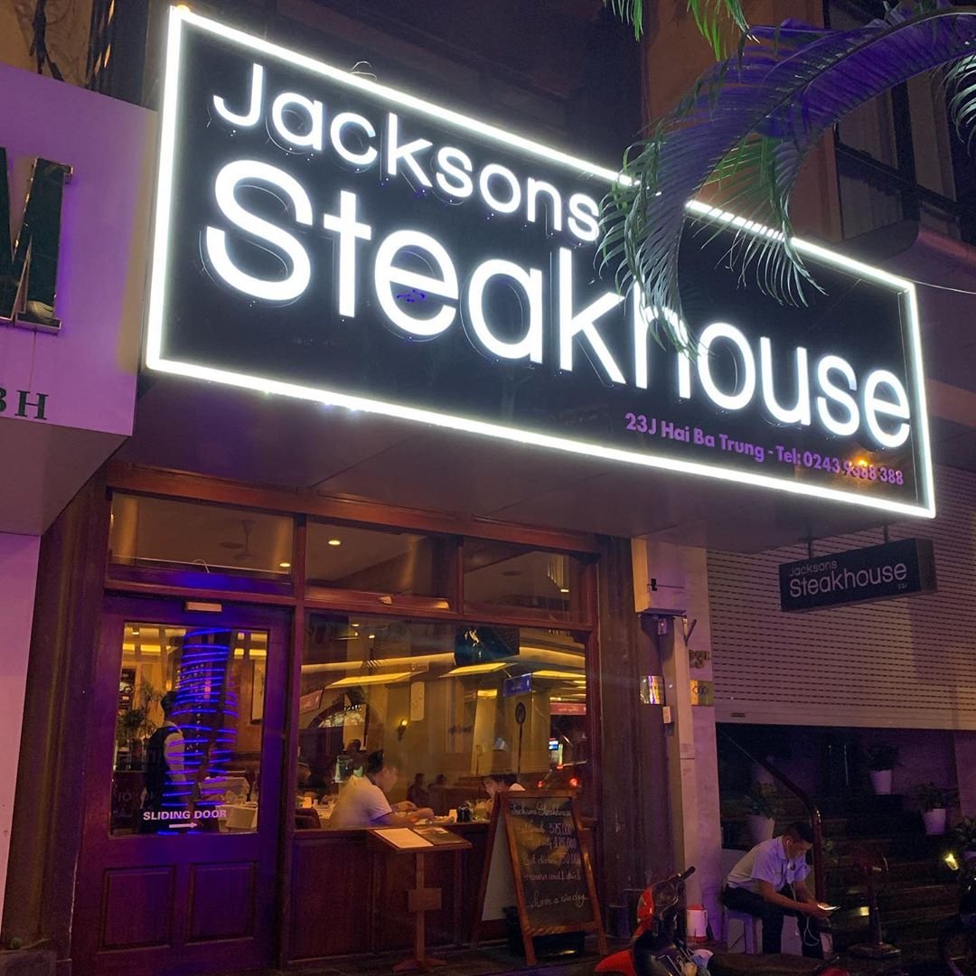 nha-hang-jacksons-steakhouse