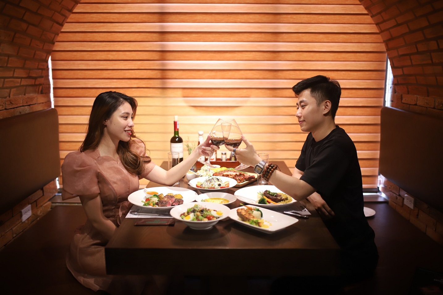 Hâm nóng tình cảm với top 12 quán ăn cho cặp đôi Hà Nội - digiticket