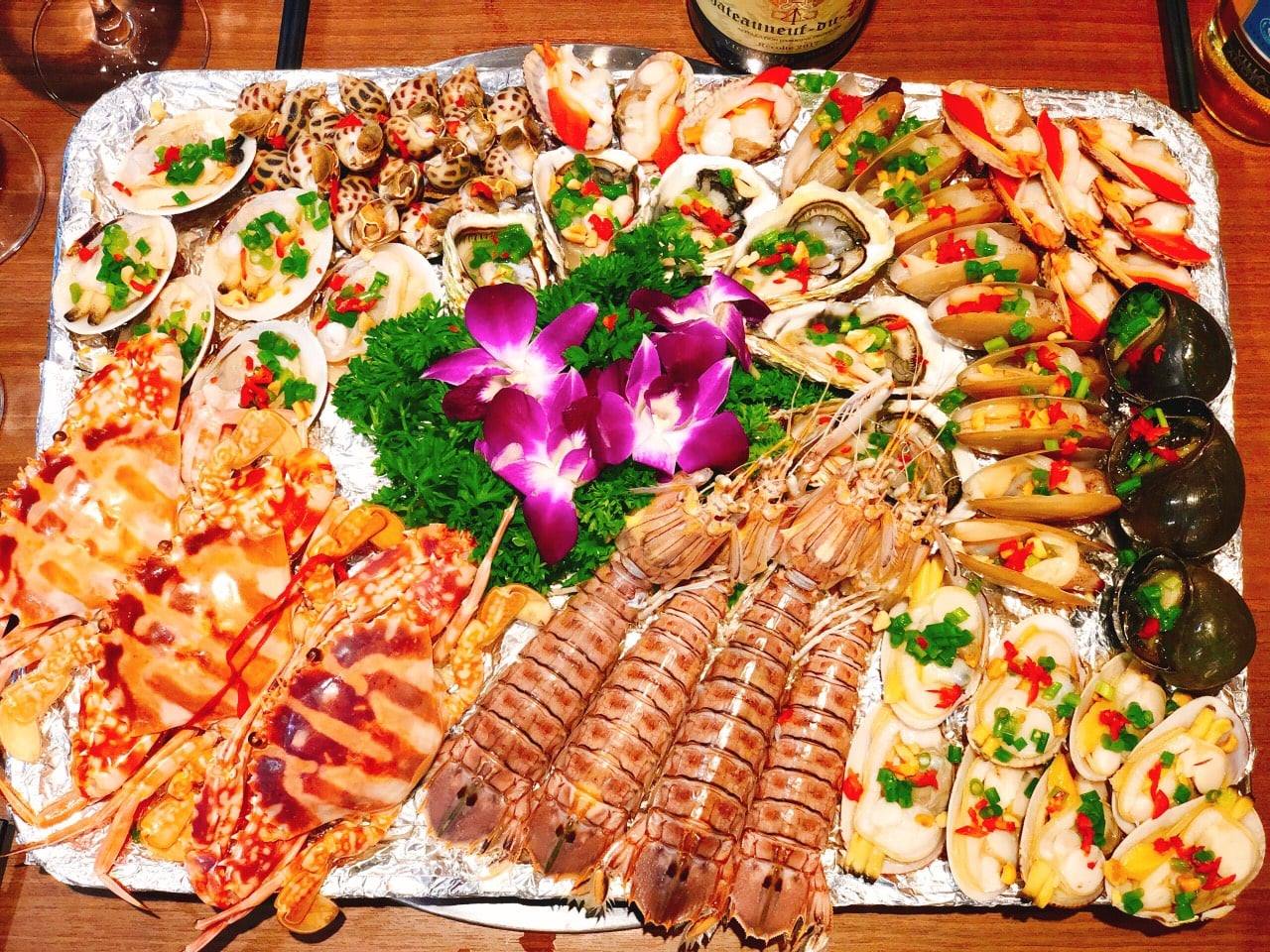 Buffet hải sản Nguyễn Chí Thanh 4