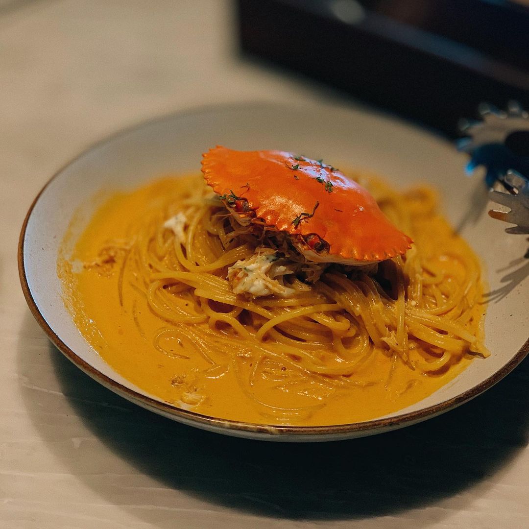 Crab Tomato Cream Spaghetti with Ricotta Cheese (mi cua)