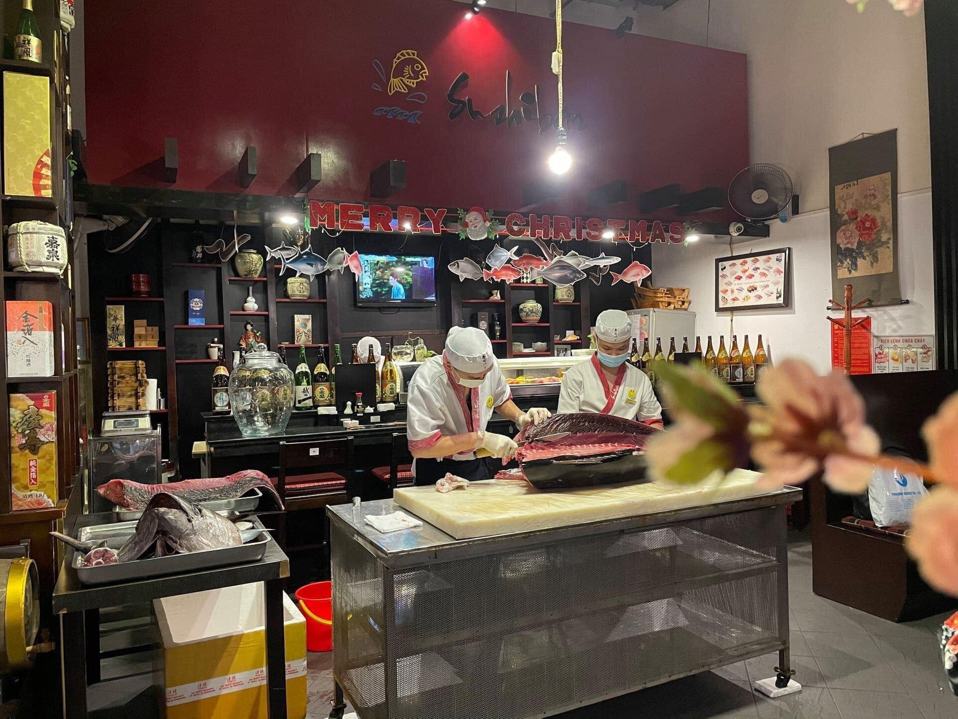 Sushi Bar Kim Mã10