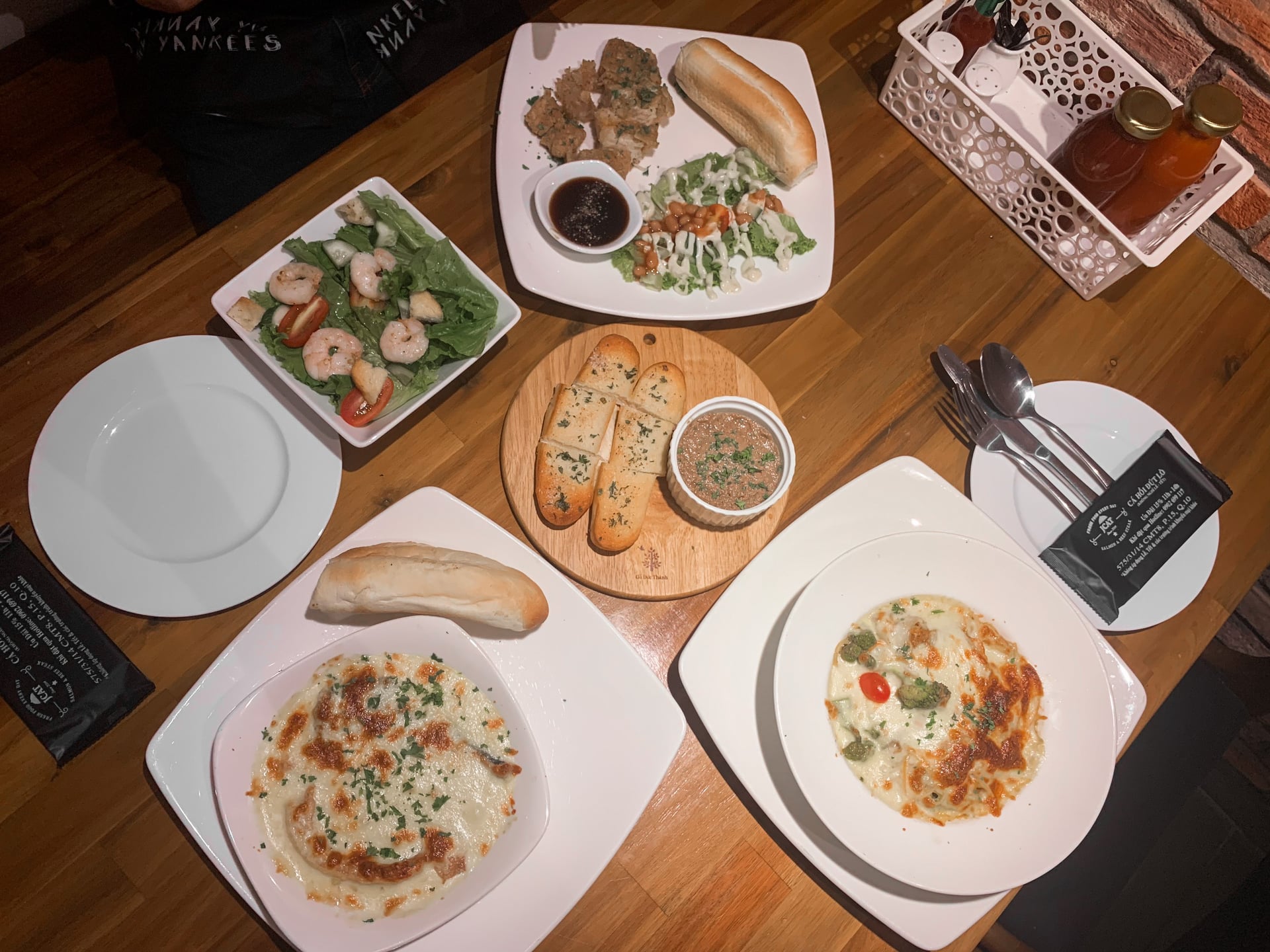 TOP 10 quán ăn mở xuyên Tết tại Sài Gòn ngon nhất – Digiticket