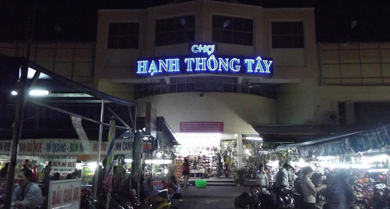 Chợ đêm Sài Gòn 3